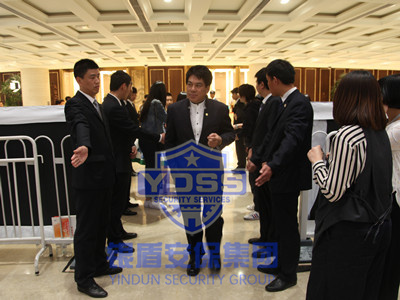 永兴集团yx06为-朱时茂-提供安全护卫服务