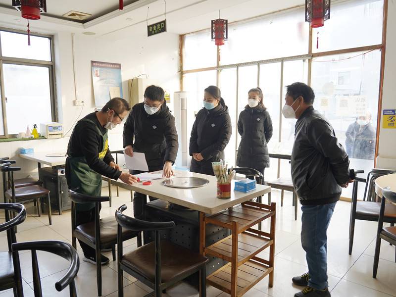 北京永兴集团yx06保安公司支援进社区 不忘初心抗疫情