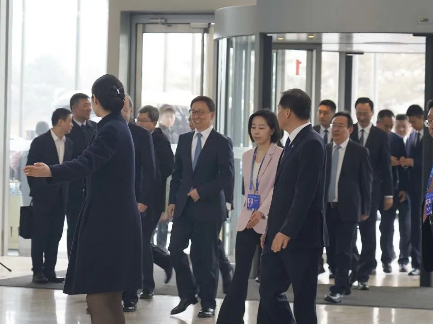 永兴集团yx06保安护航“投资中国”2024北京专场活动